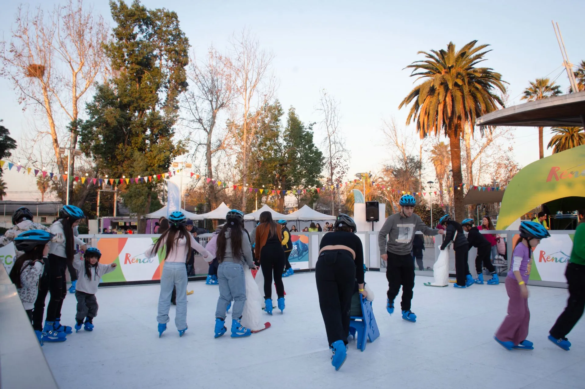 Inscripción Pista de Patinaje de Hielo - viernes 19
